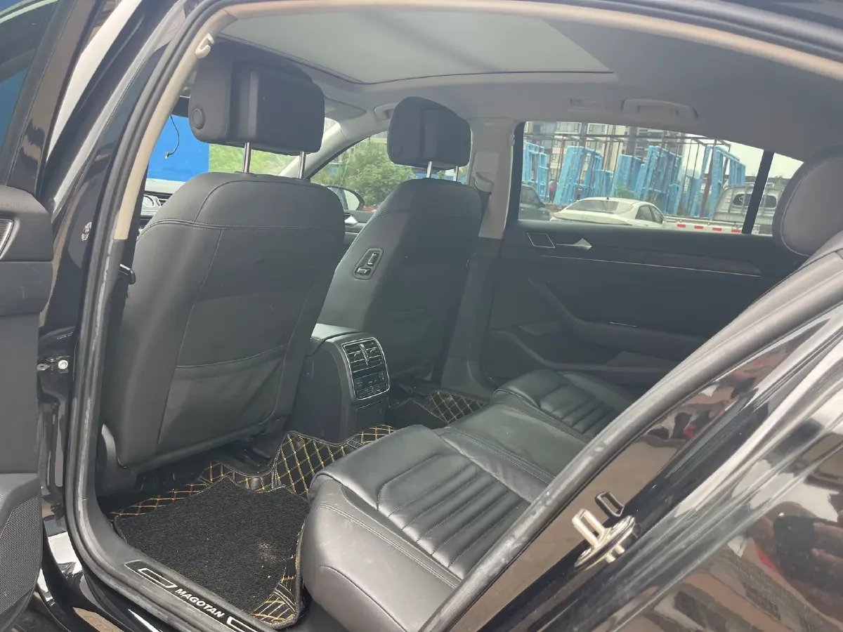 2019 Volkswagen Tayron 2.0T 186HP L4 7DCT,autocango,china used car exporter,china ev exporter,chinese used car exporter,chinese used ev exporter