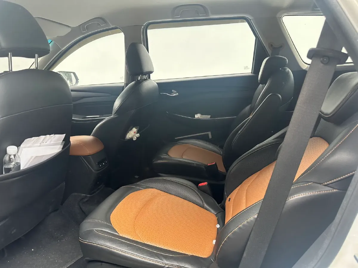 2018 WuLing HongGuang S3 1.5L 112HP L4 6MT,autocango,china used car exporter,china ev exporter,chinese used car exporter,chinese used ev exporter