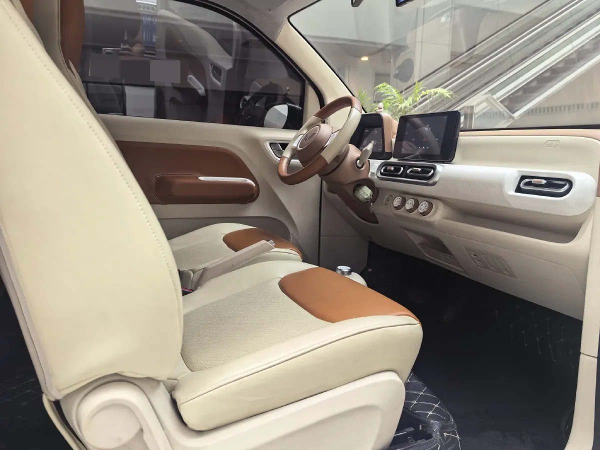 2024 WuLing HongGuang MINI EV BEV 17.3KWH,autocango,china used car exporter,china ev exporter,chinese used car exporter,chinese used ev exporter