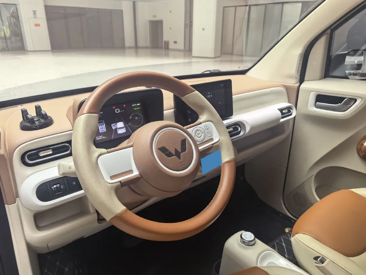 2024 WuLing HongGuang MINI EV BEV 17.3KWH,autocango,china used car exporter,china ev exporter,chinese used car exporter,chinese used ev exporter