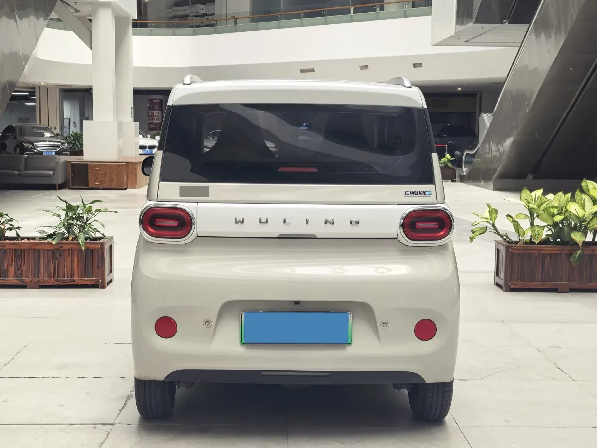 2024 WuLing HongGuang MINI EV BEV 17.3KWH,autocango,china used car exporter,china ev exporter,chinese used car exporter,chinese used ev exporter