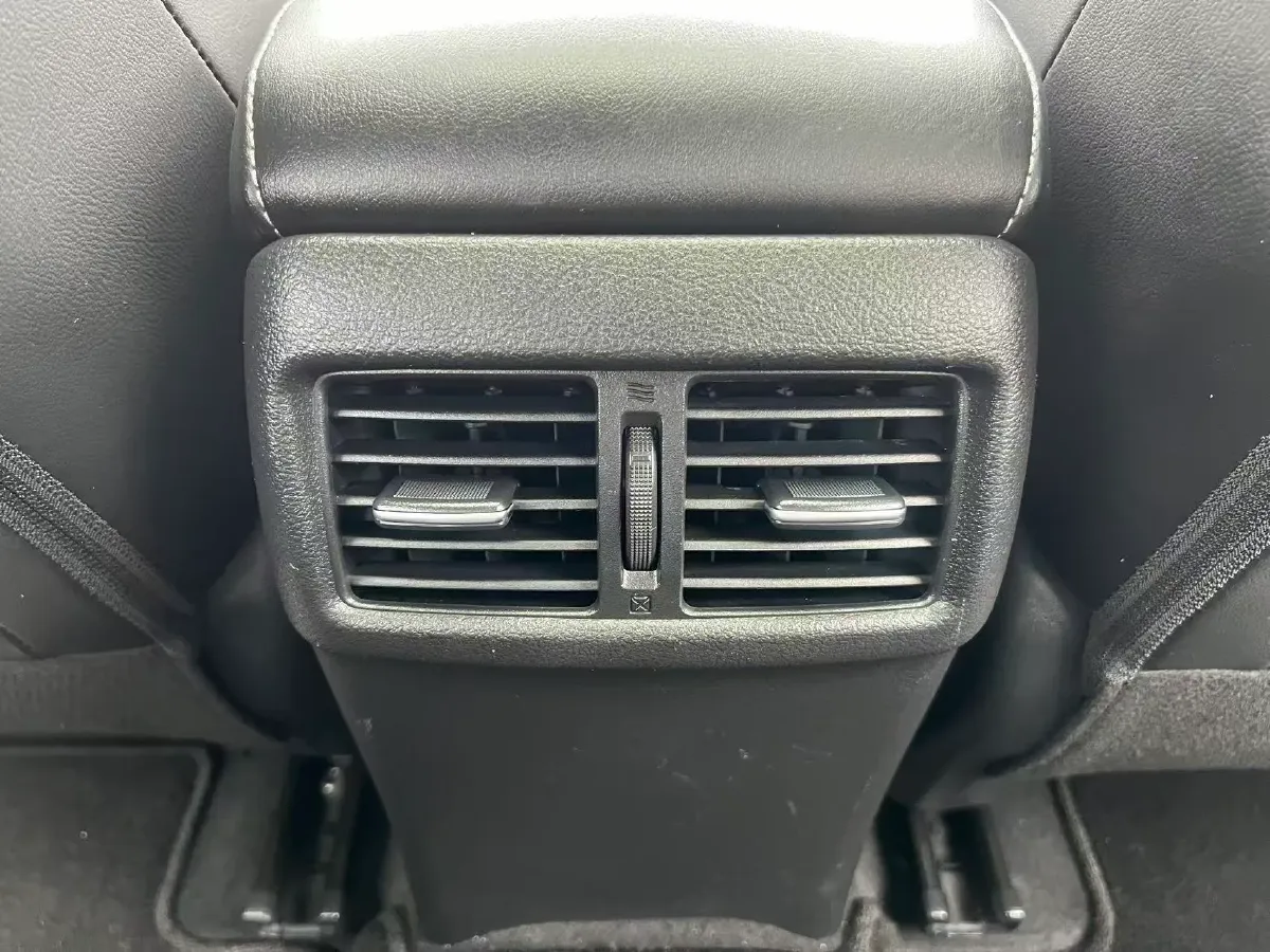 2021 Nissan Sylphy 1.6L 135HP L4 CVT,autocango,china used car exporter,china ev exporter,chinese used car exporter,chinese used ev exporter