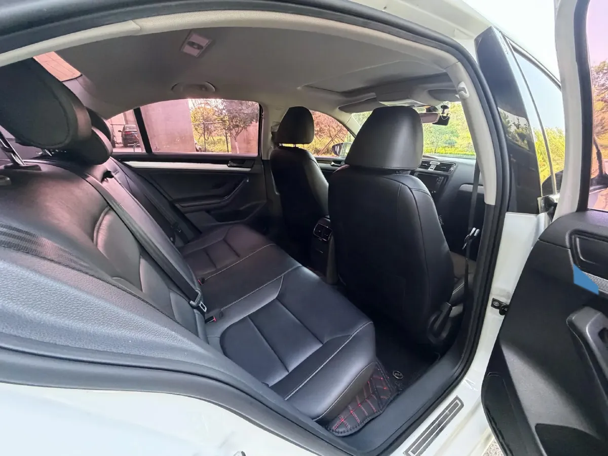 2018 Volkswagen Sagitar 1.2T 110HP L4 7DCT,autocango,china used car exporter,china ev exporter,chinese used car exporter,chinese used ev exporter