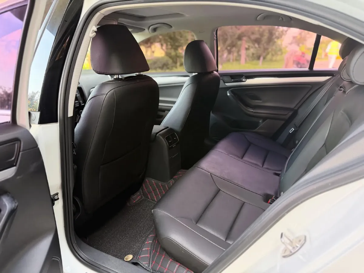 2018 Volkswagen Sagitar 1.2T 110HP L4 7DCT,autocango,china used car exporter,china ev exporter,chinese used car exporter,chinese used ev exporter