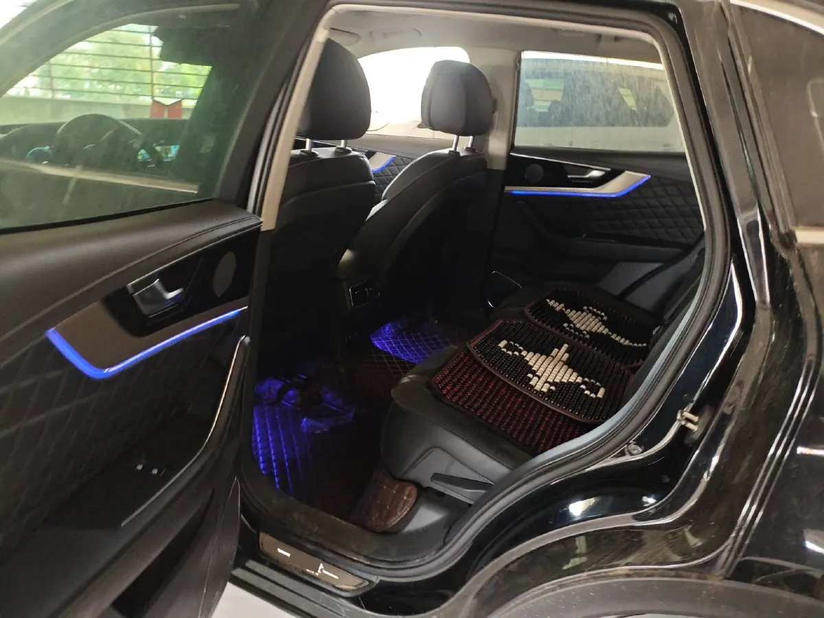 2019 HongQi HS5 2.0T 224HP L4 6AT,autocango,china used car exporter,china ev exporter,chinese used car exporter,chinese used ev exporter