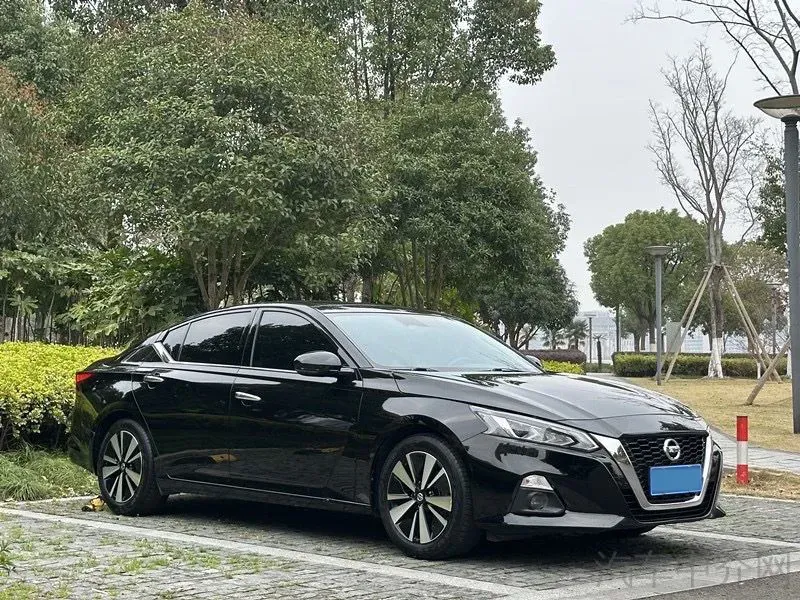 2017 Honda Spirior 2.0L 146HP L4 E-CVT Hybrid,autocango,china used car exporter,china ev exporter,chinese used car exporter,chinese used ev exporter