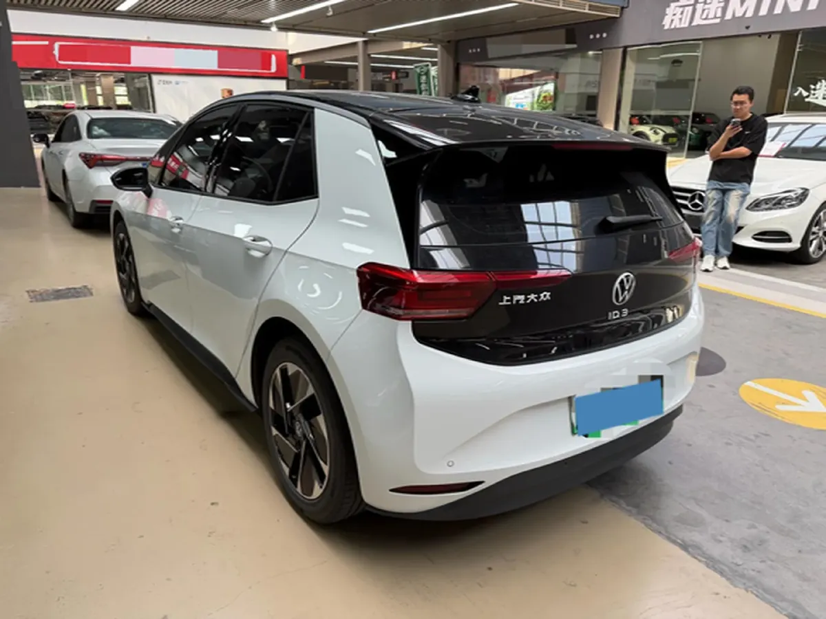 2025 Volkswagen ID.3 BEV 52.8KWH,autocango,china used car exporter,china ev exporter,chinese used car exporter,chinese used ev exporter
