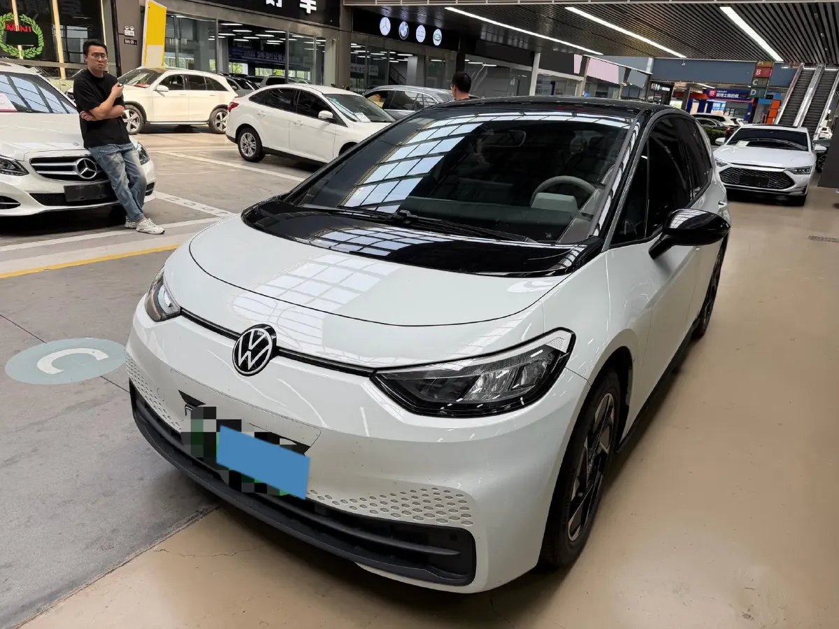 2025 Volkswagen ID.3 BEV 52.8KWH,autocango,china used car exporter,china ev exporter,chinese used car exporter,chinese used ev exporter