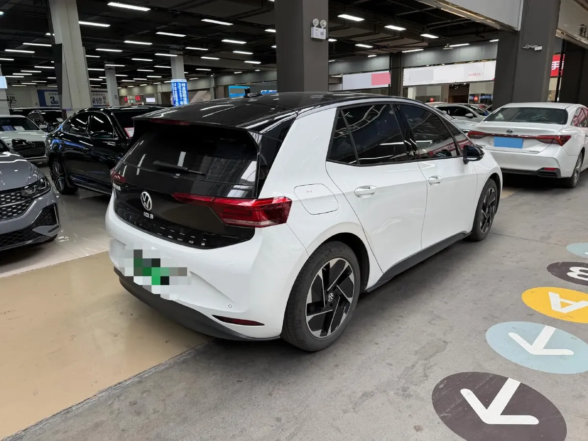 2025 Volkswagen ID.3 BEV 52.8KWH,autocango,china used car exporter,china ev exporter,chinese used car exporter,chinese used ev exporter