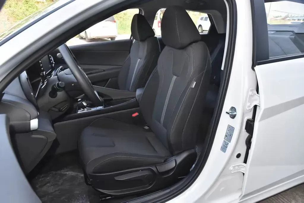 2023 Hyundai Elantra 1.5L 115HP L4 CVT,autocango,china used car exporter,china ev exporter,chinese used car exporter,chinese used ev exporter