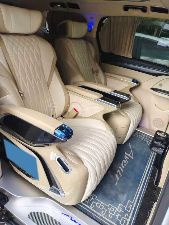 2022 Buick GL8 2.0T 237HP L4 9AT,autocango,china used car exporter,china ev exporter,chinese used car exporter,chinese used ev exporter
