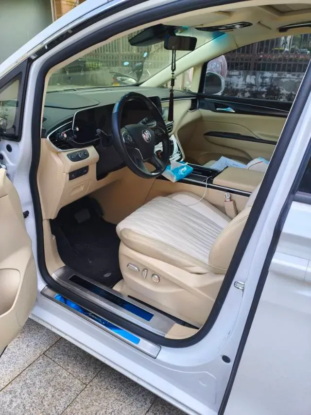2022 Buick GL8 2.0T 237HP L4 9AT,autocango,china used car exporter,china ev exporter,chinese used car exporter,chinese used ev exporter