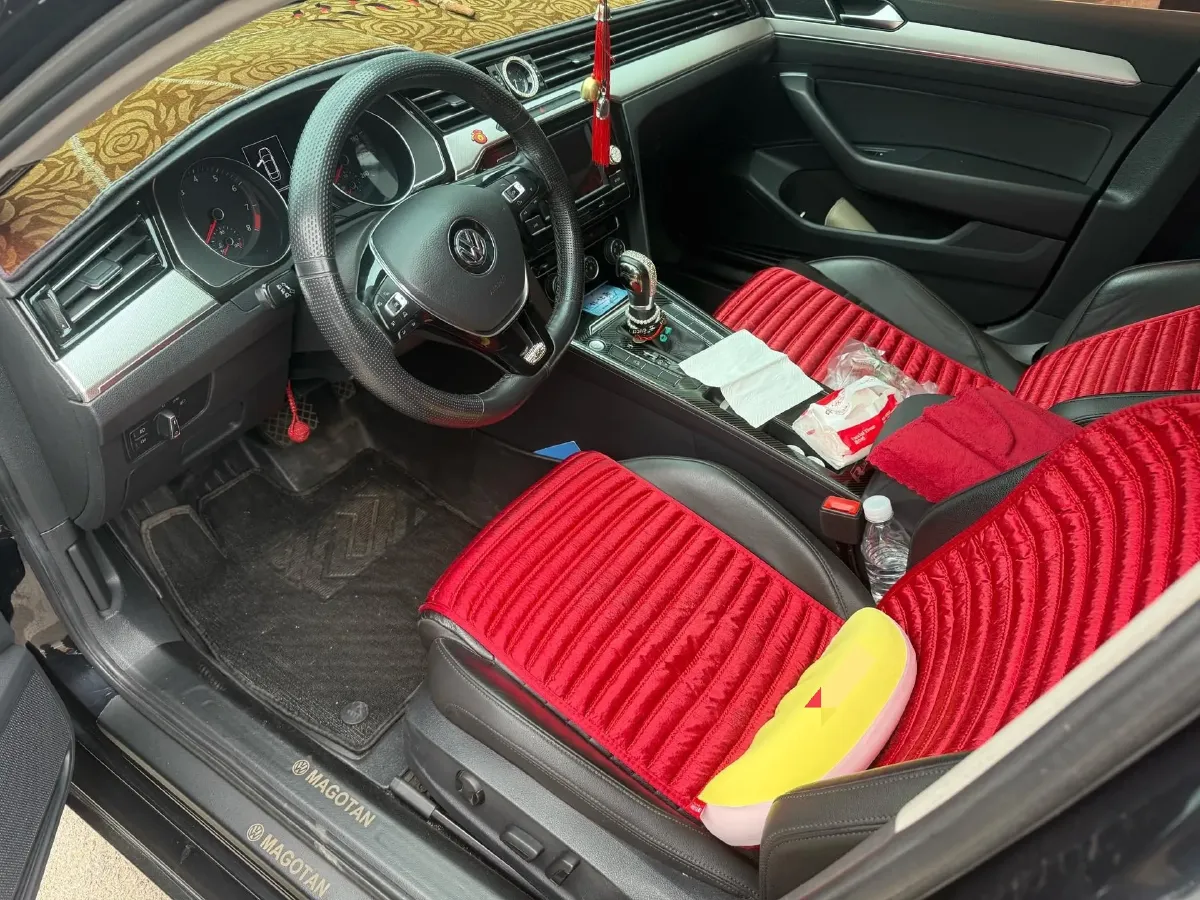 2018 Volkswagen Magotan 1.8T 180HP L4 7DCT,autocango,china used car exporter,china ev exporter,chinese used car exporter,chinese used ev exporter