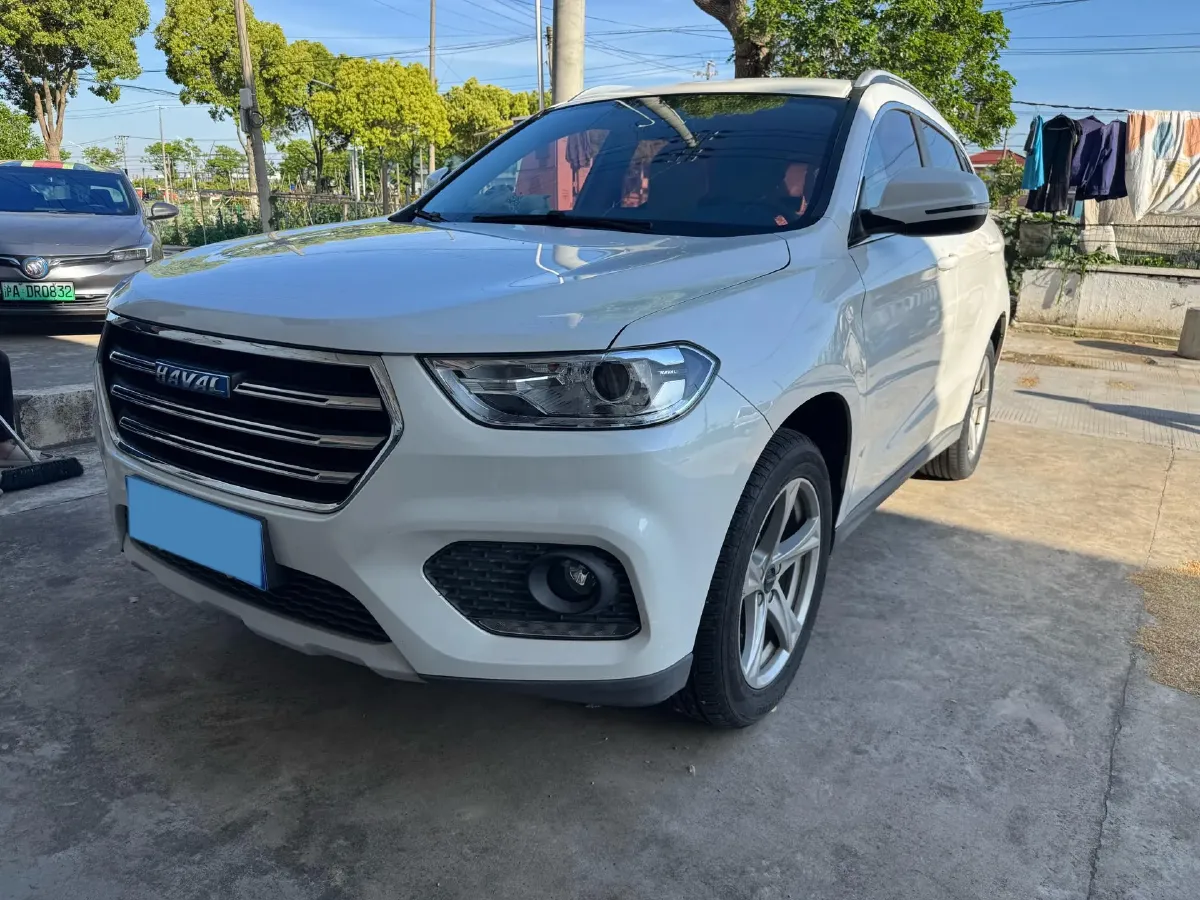2018 Haval H2 1.5T 150HP L4 6MT,autocango,china used car exporter,china ev exporter,chinese used car exporter,chinese used ev exporter