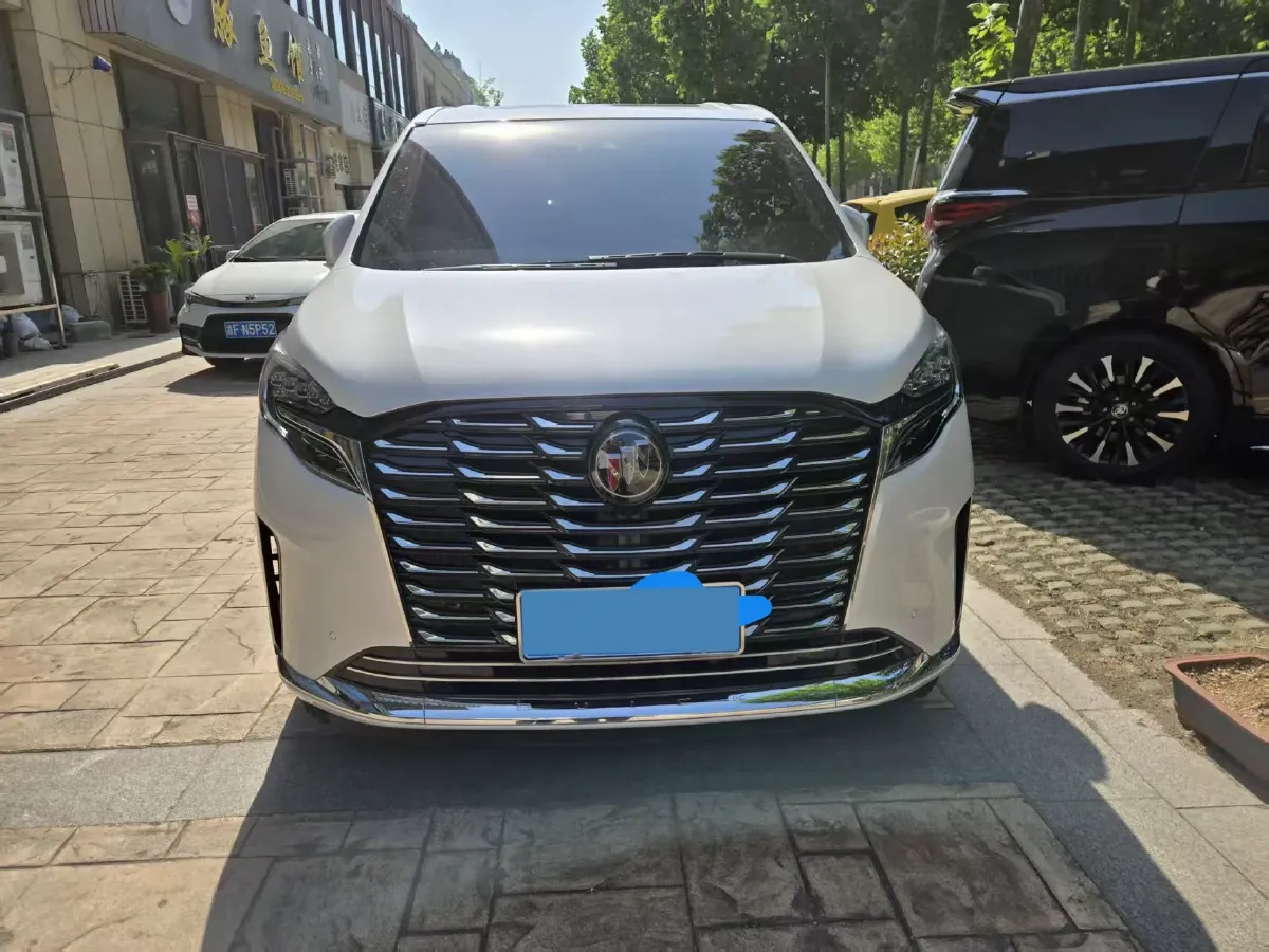 2023 Buick GL8 2.0T 237HP L4 9AT,autocango,china used car exporter,china ev exporter,chinese used car exporter,chinese used ev exporter