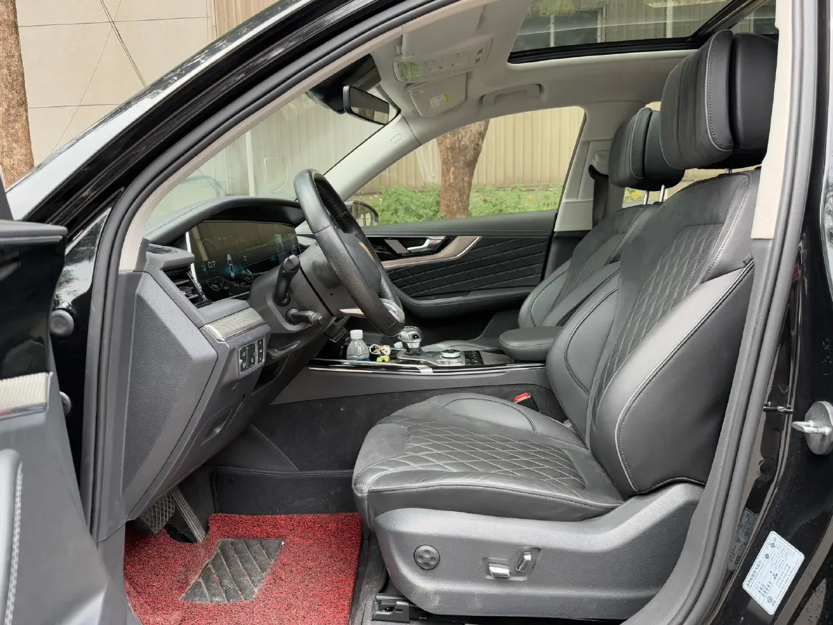 2019 HongQi HS5 2.0T 224HP L4 6AT,autocango,china used car exporter,china ev exporter,chinese used car exporter,chinese used ev exporter