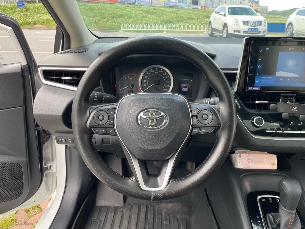 2021 Toyota Corolla 1.2T 116HP L4 CVT,autocango,china used car exporter,china ev exporter,chinese used car exporter,chinese used ev exporter