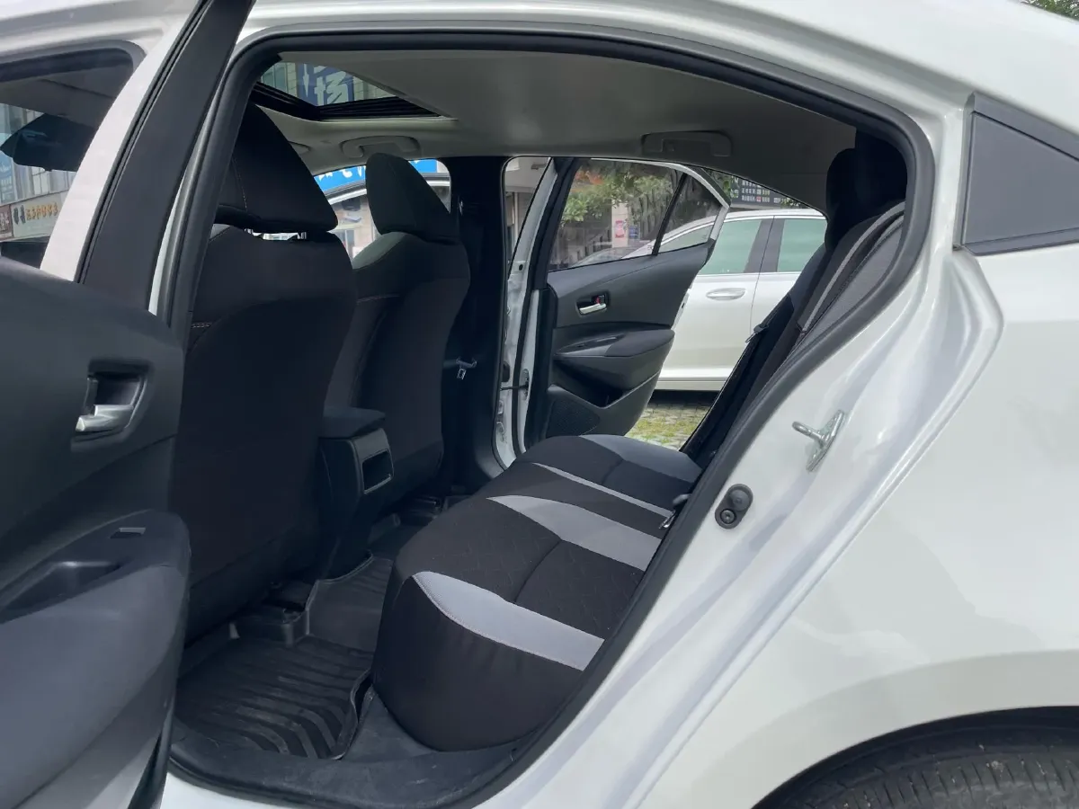 2021 Toyota Corolla 1.2T 116HP L4 CVT,autocango,china used car exporter,china ev exporter,chinese used car exporter,chinese used ev exporter