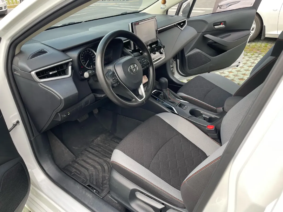 2021 Toyota Corolla 1.2T 116HP L4 CVT,autocango,china used car exporter,china ev exporter,chinese used car exporter,chinese used ev exporter