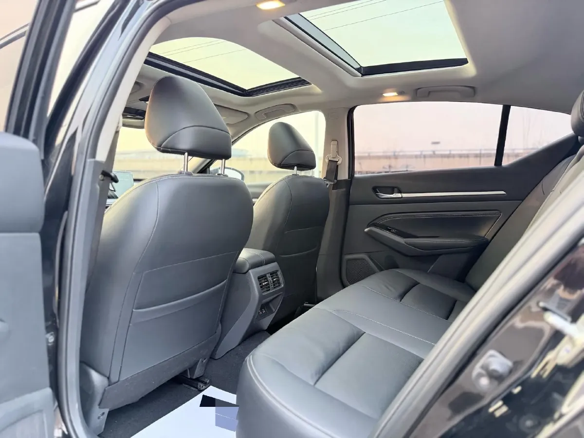 2022 Nissan Teana 2.0L 156HP L4 CVT,autocango,china used car exporter,china ev exporter,chinese used car exporter,chinese used ev exporter