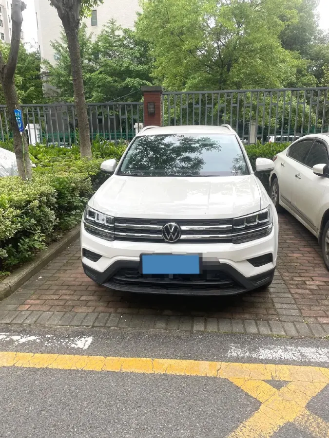 2021 Volkswagen Tharu 1.4T 150HP L4 7DCT,autocango,china used car exporter,china ev exporter,chinese used car exporter,chinese used ev exporter