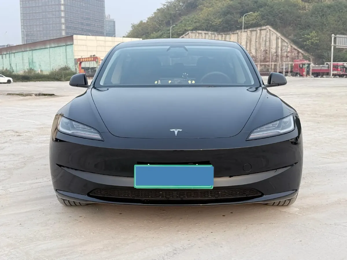 2025 Tesla Model 3 BEV 62.5KWH,autocango,china used car exporter,china ev exporter,chinese used car exporter,chinese used ev exporter