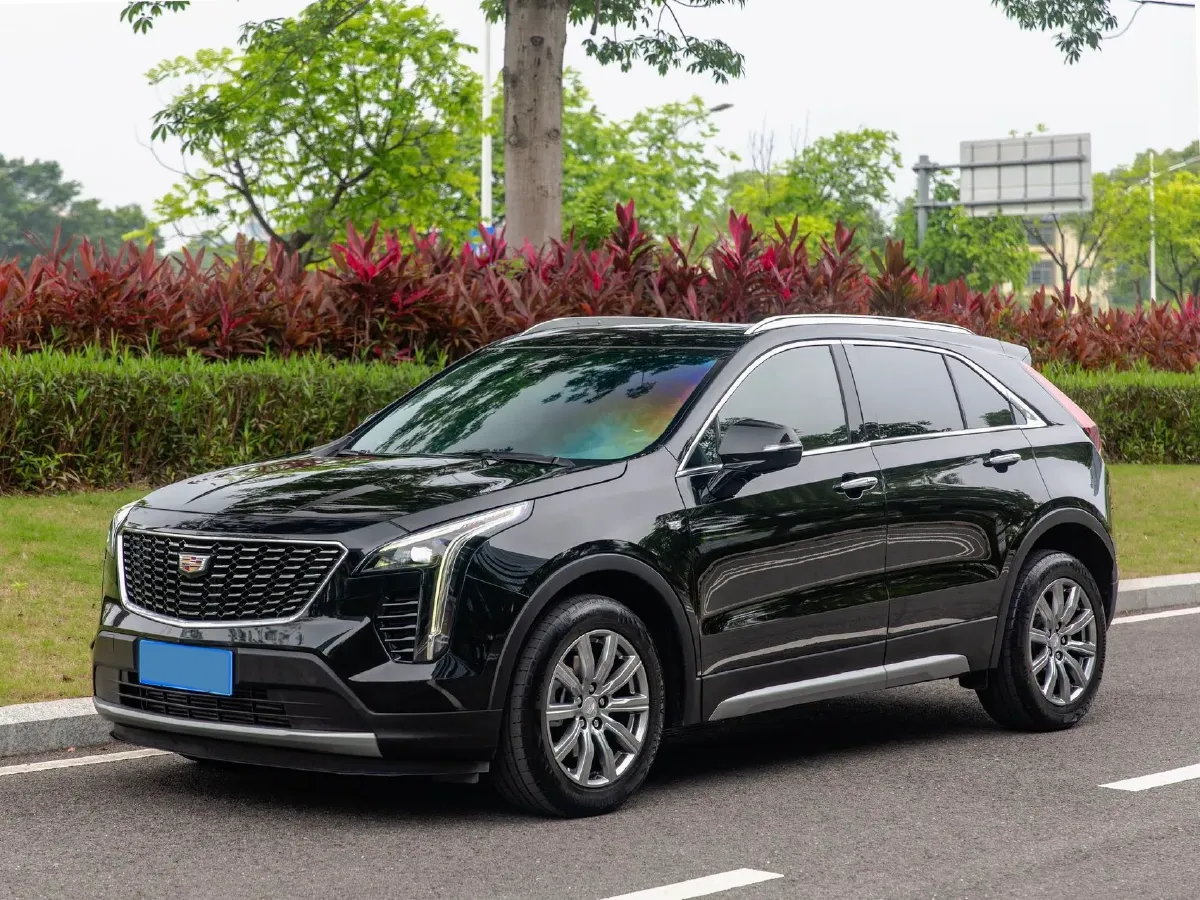 2022 Cadillac XT4 2.0T 237HP L4 9AT,autocango,china used car exporter,china ev exporter,chinese used car exporter,chinese used ev exporter