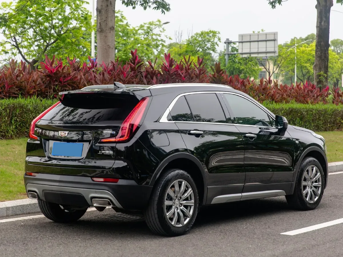2022 Cadillac XT4 2.0T 237HP L4 9AT,autocango,china used car exporter,china ev exporter,chinese used car exporter,chinese used ev exporter
