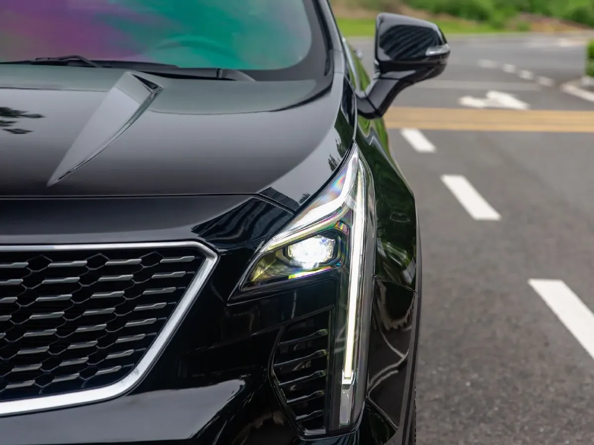 2022 Cadillac XT4 2.0T 237HP L4 9AT,autocango,china used car exporter,china ev exporter,chinese used car exporter,chinese used ev exporter