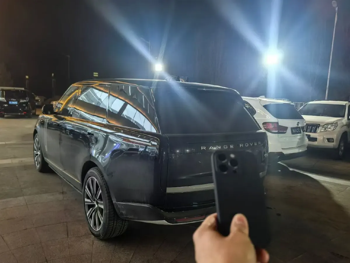 2022 Land Rover Range Rover 3.0T 400HP L6 8AT,autocango,china used car exporter,china ev exporter,chinese used car exporter,chinese used ev exporter