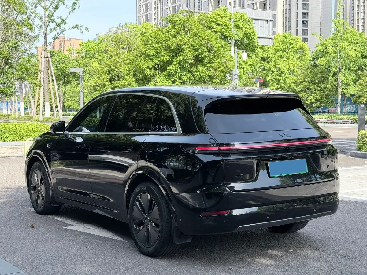 2024 Li L8 Range Extended 154HP REEV 42.8KWH,autocango,china used car exporter,china ev exporter,chinese used car exporter,chinese used ev exporter