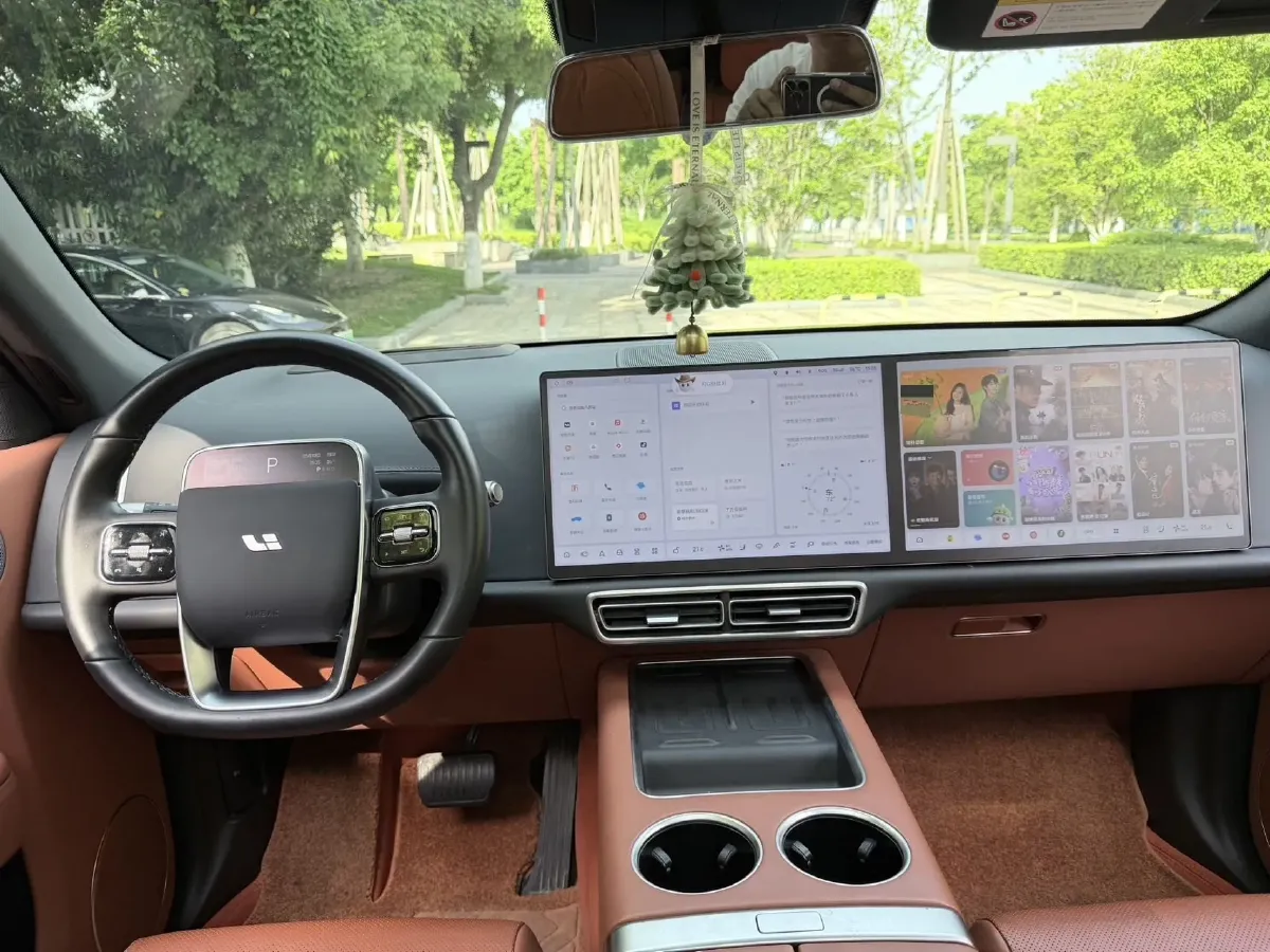 2024 Li L8 Range Extended 154HP REEV 42.8KWH,autocango,china used car exporter,china ev exporter,chinese used car exporter,chinese used ev exporter