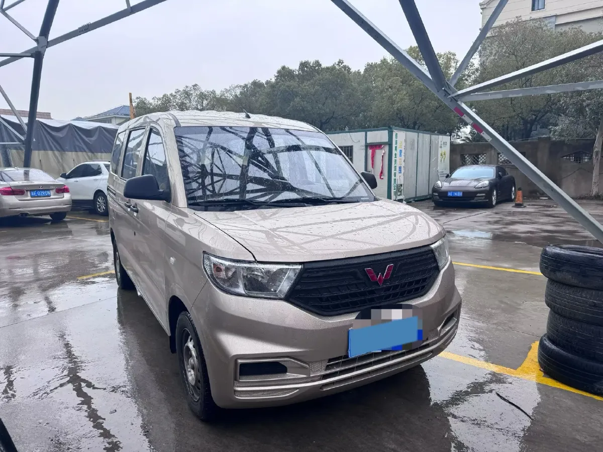2022 JinBei Little Sea Lion X30 1.5L 102HP L4 5MT,autocango,china used car exporter,china ev exporter,chinese used car exporter,chinese used ev exporter