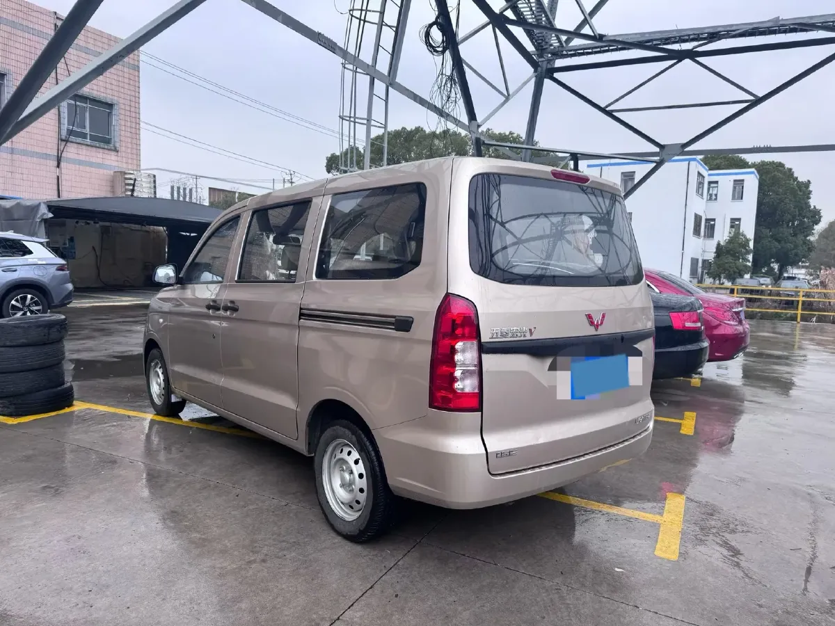 2022 JinBei Little Sea Lion X30 1.5L 102HP L4 5MT,autocango,china used car exporter,china ev exporter,chinese used car exporter,chinese used ev exporter