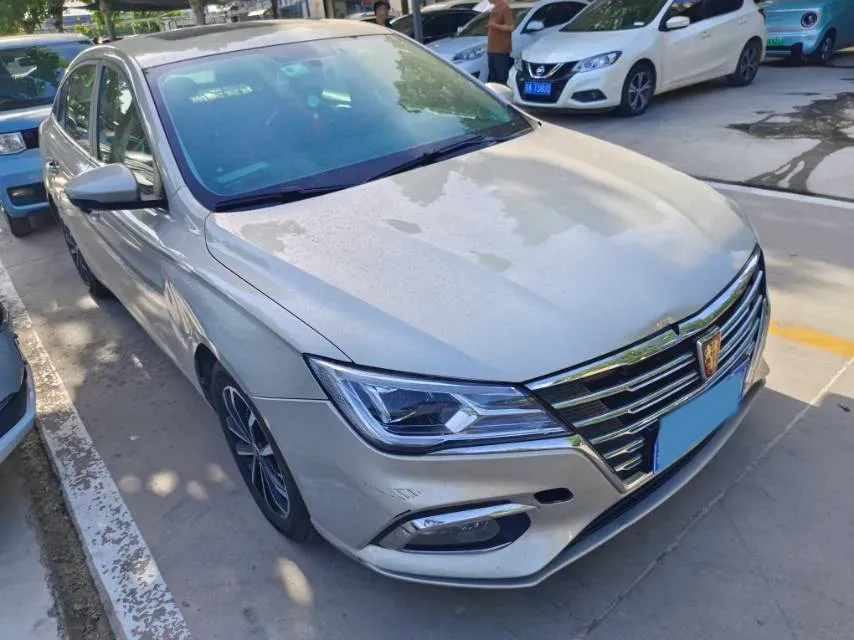 2020 Roewe i5 1.5L 120HP L4 CVT,autocango,china used car exporter,china ev exporter,chinese used car exporter,chinese used ev exporter