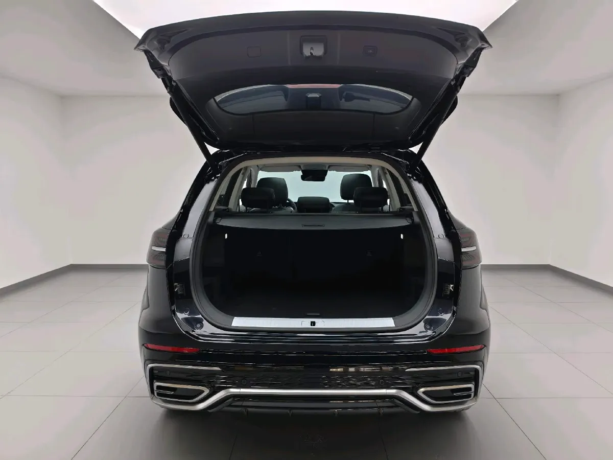 2023 HongQi HS5 2.0T 252HP L4 8AT,autocango,china used car exporter,china ev exporter,chinese used car exporter,chinese used ev exporter