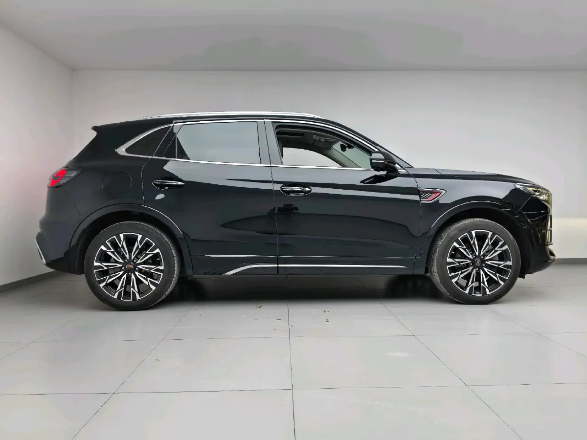 2023 HongQi HS5 2.0T 252HP L4 8AT,autocango,china used car exporter,china ev exporter,chinese used car exporter,chinese used ev exporter