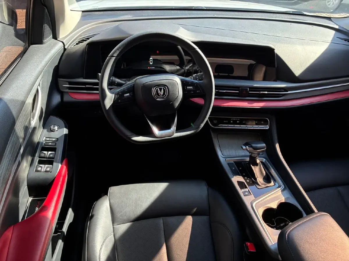 2021 ChangAn CS55 Plus 1.5T 180HP L4 7DCT,autocango,china used car exporter,china ev exporter,chinese used car exporter,chinese used ev exporter