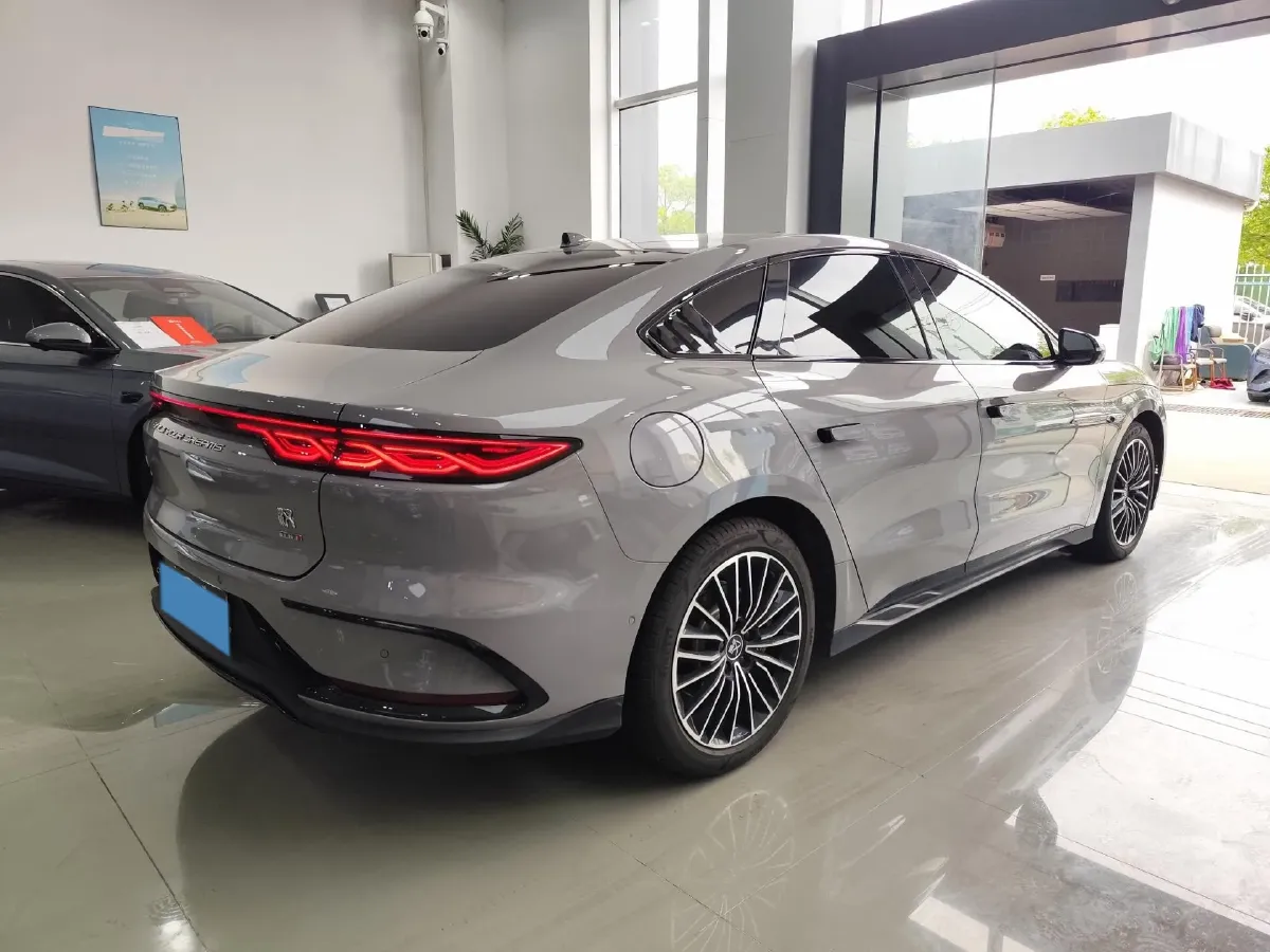 2025 BYD Han 1.5T 156HP L4 E-CVT PHEV,autocango,china used car exporter,china ev exporter,chinese used car exporter,chinese used ev exporter