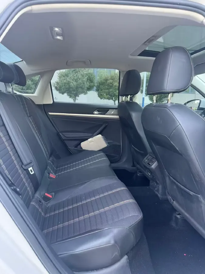 2021 Volkswagen Lavida 1.4T 150HP L4 7DCT,autocango,china used car exporter,china ev exporter,chinese used car exporter,chinese used ev exporter