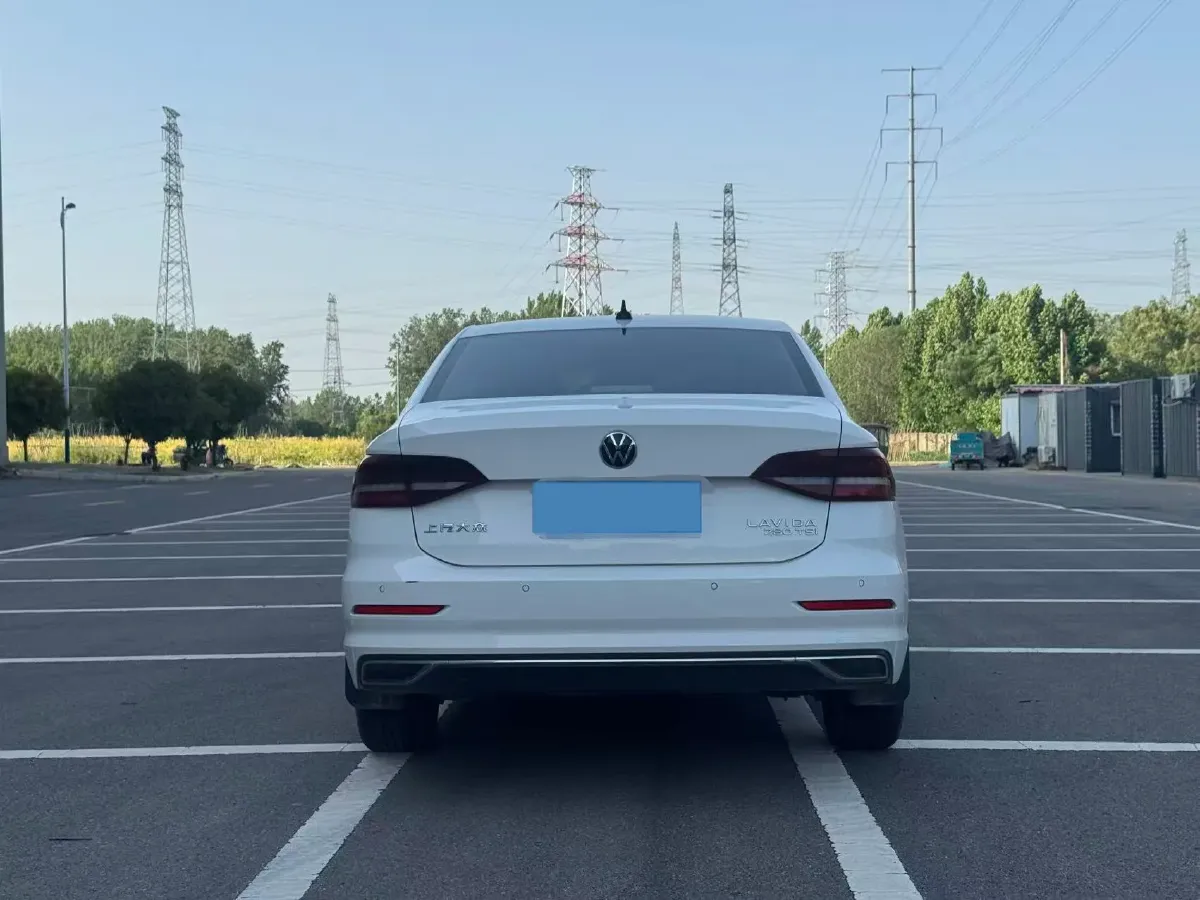 2021 Volkswagen Lavida 1.4T 150HP L4 7DCT,autocango,china used car exporter,china ev exporter,chinese used car exporter,chinese used ev exporter