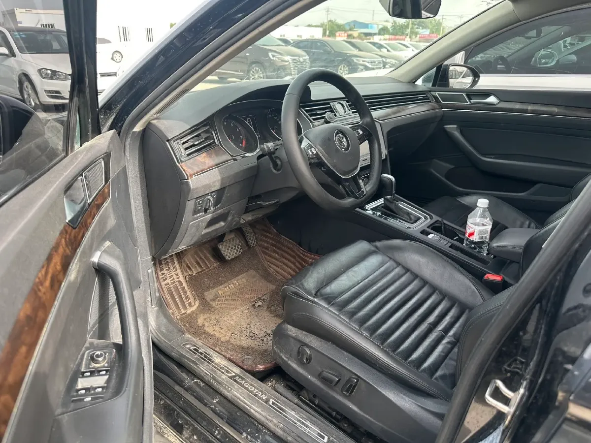 2018 Volkswagen Magotan 1.8T 180HP L4 7DCT,autocango,china used car exporter,china ev exporter,chinese used car exporter,chinese used ev exporter