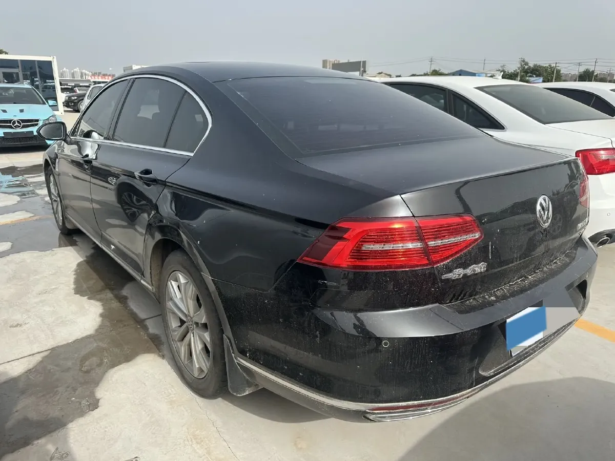 2018 Volkswagen Magotan 1.8T 180HP L4 7DCT,autocango,china used car exporter,china ev exporter,chinese used car exporter,chinese used ev exporter