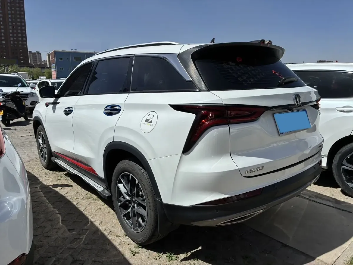 2022 ChangAn CS75 Plus 1.5T 178HP L4 6AT,autocango,china used car exporter,china ev exporter,chinese used car exporter,chinese used ev exporter