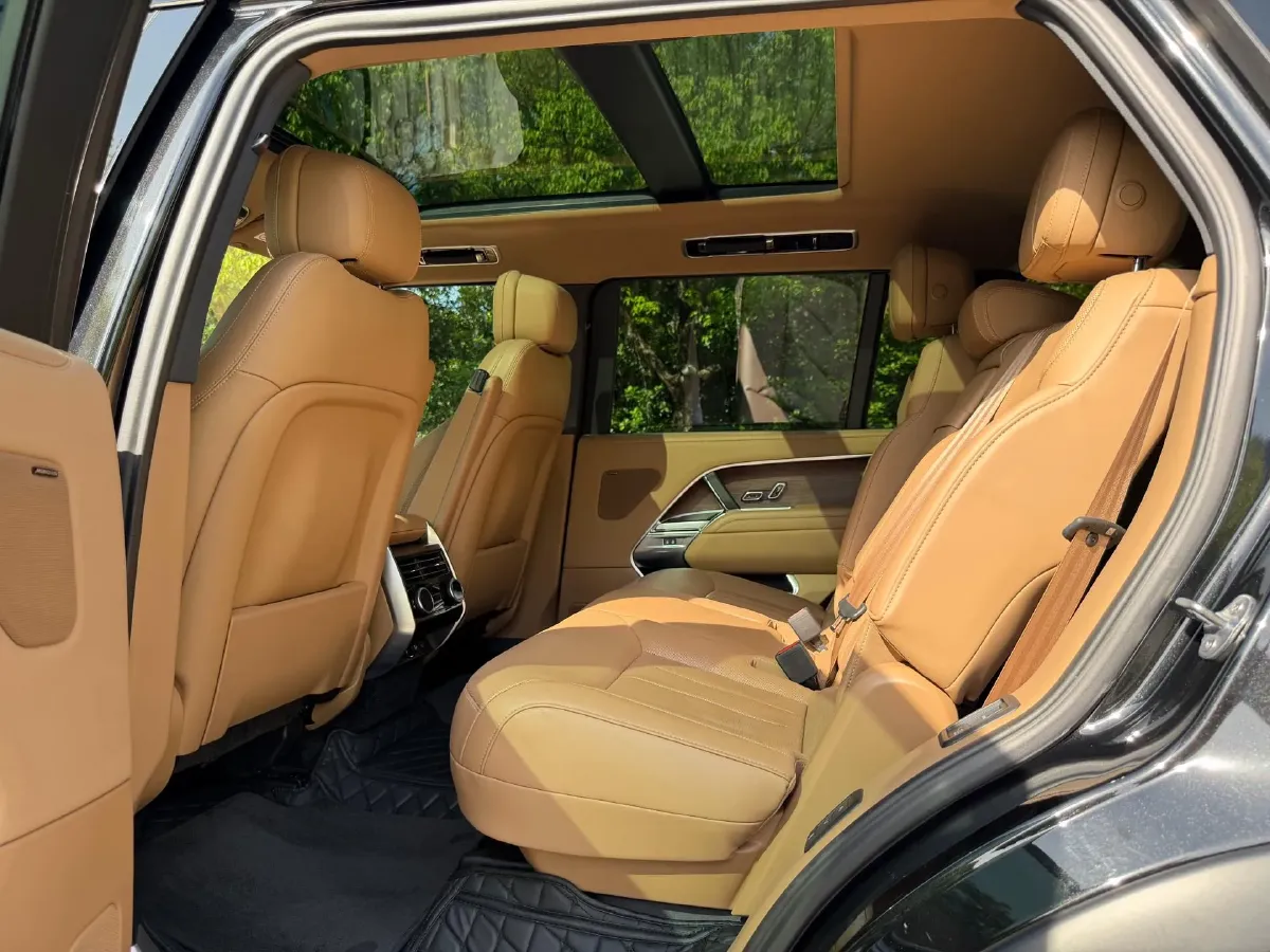 2024 Land Rover Range Rover 3.0T 400HP L6 8AT,autocango,china used car exporter,china ev exporter,chinese used car exporter,chinese used ev exporter