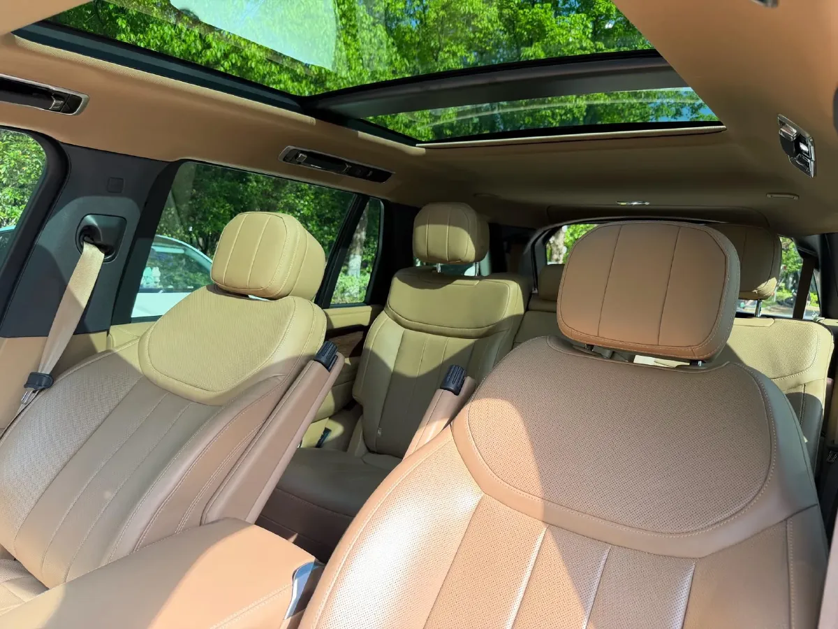 2024 Land Rover Range Rover 3.0T 400HP L6 8AT,autocango,china used car exporter,china ev exporter,chinese used car exporter,chinese used ev exporter