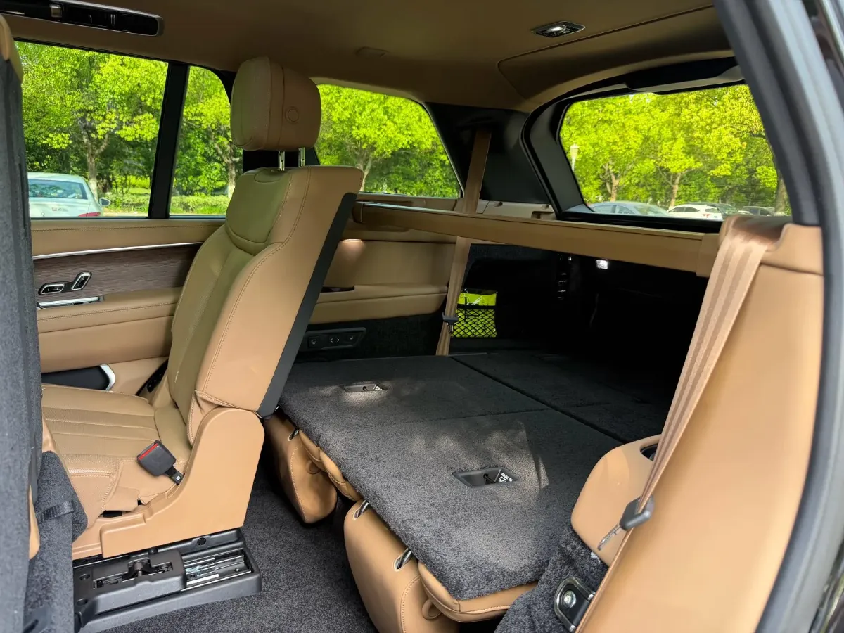 2024 Land Rover Range Rover 3.0T 400HP L6 8AT,autocango,china used car exporter,china ev exporter,chinese used car exporter,chinese used ev exporter
