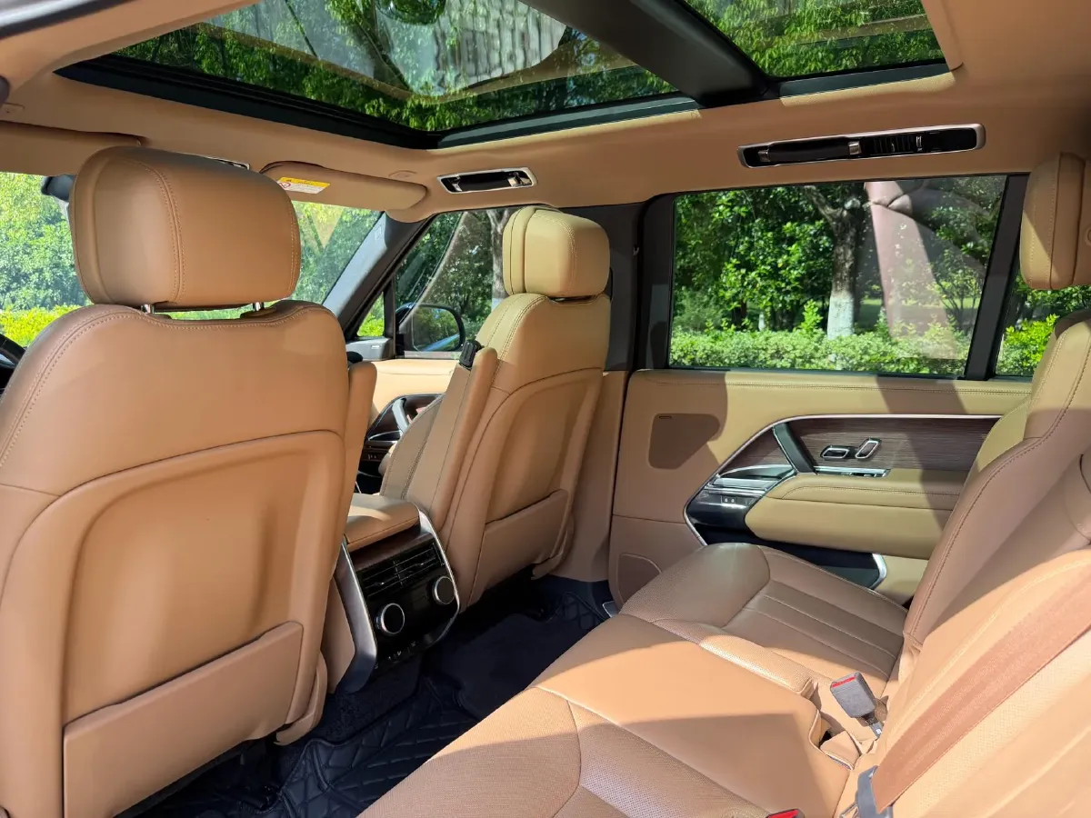2024 Land Rover Range Rover 3.0T 400HP L6 8AT,autocango,china used car exporter,china ev exporter,chinese used car exporter,chinese used ev exporter