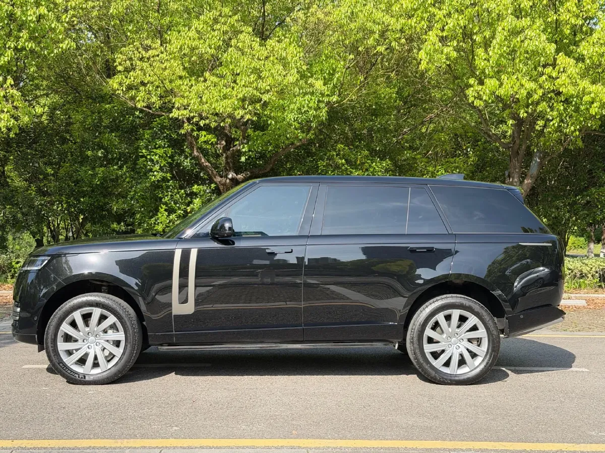 2024 Land Rover Range Rover 3.0T 400HP L6 8AT,autocango,china used car exporter,china ev exporter,chinese used car exporter,chinese used ev exporter