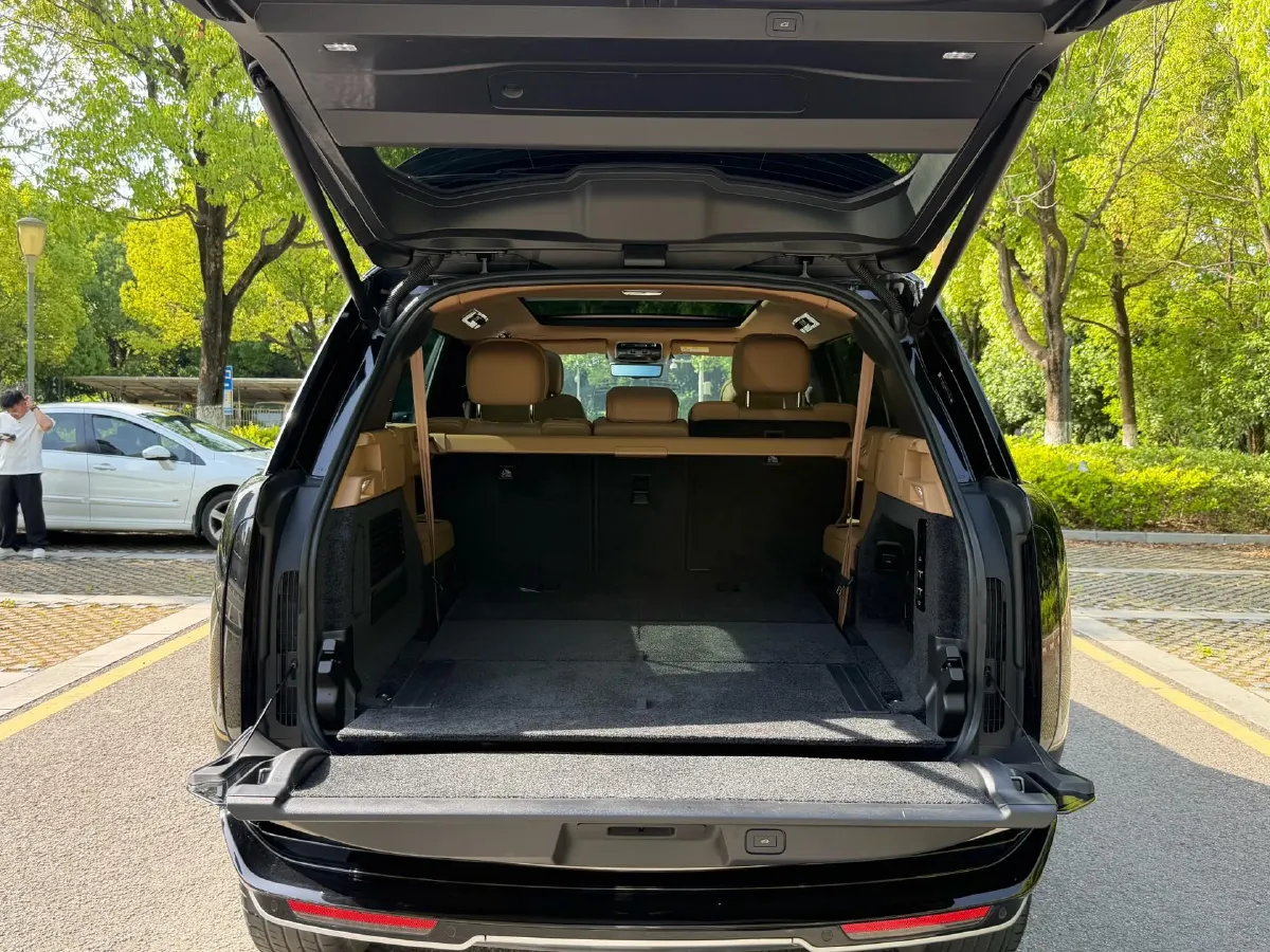 2024 Land Rover Range Rover 3.0T 400HP L6 8AT,autocango,china used car exporter,china ev exporter,chinese used car exporter,chinese used ev exporter